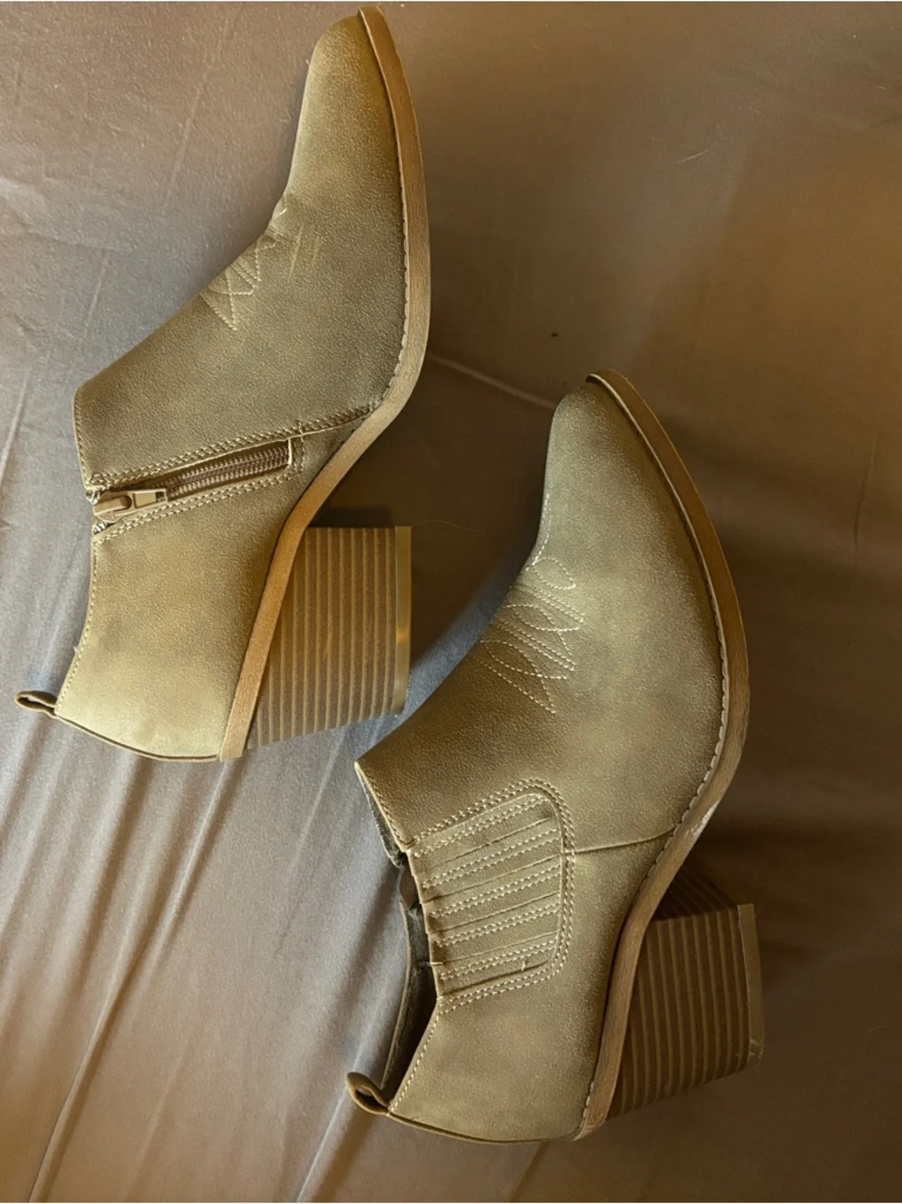 Jellypop western cowboy ankle boot zip beige taupe women’s 8.5